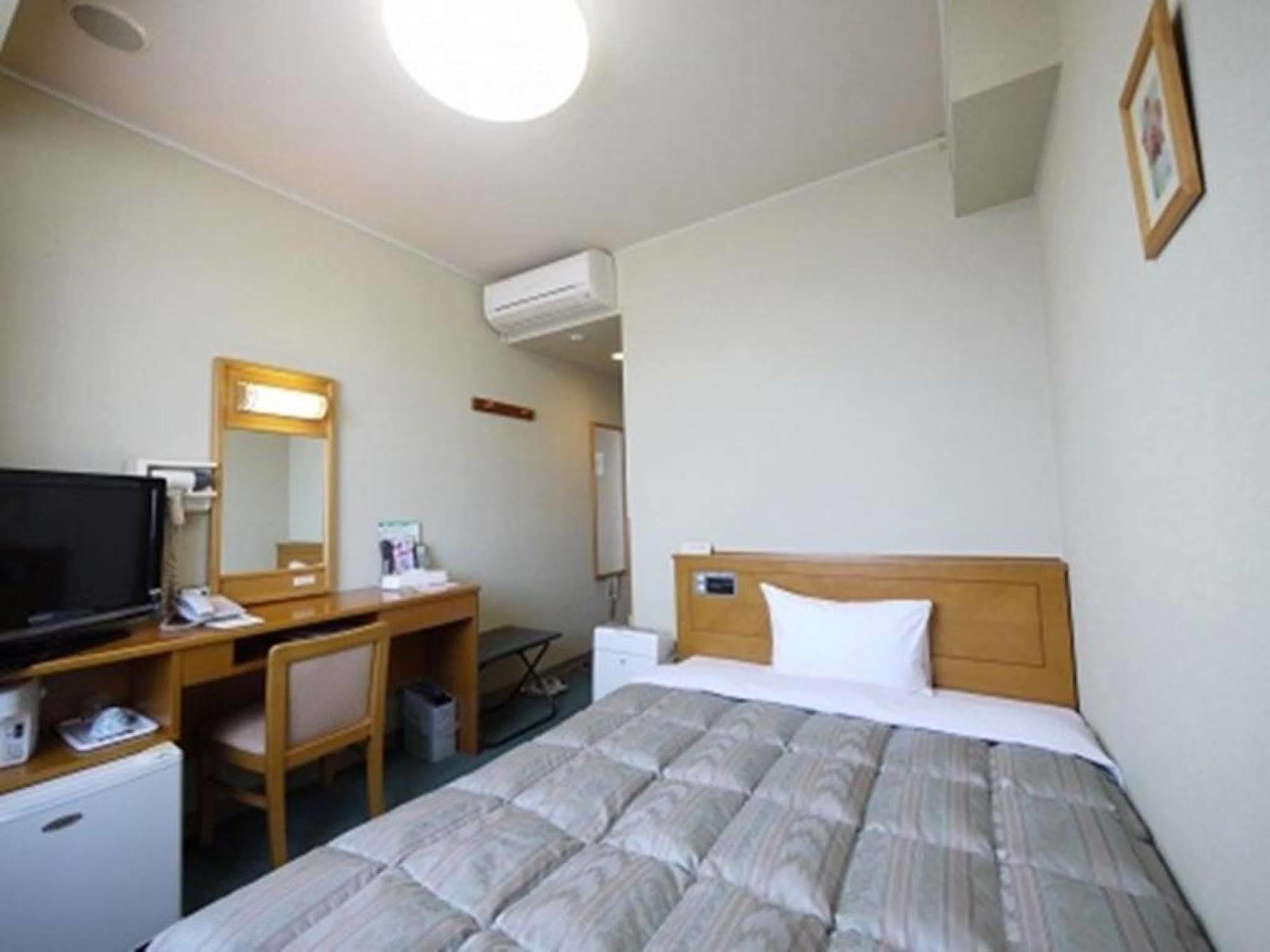 Hotel Route-Inn Tokoname Ekimae Dış mekan fotoğraf